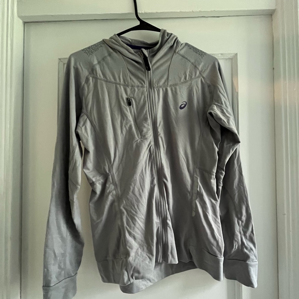 ASICS women’s fujitrail hoodie, heather grey size Medium